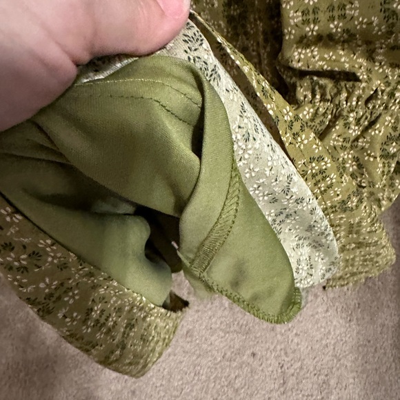 Olive floral dress - Picture 9 of 9